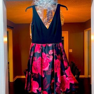 Satin dress with rose pattern